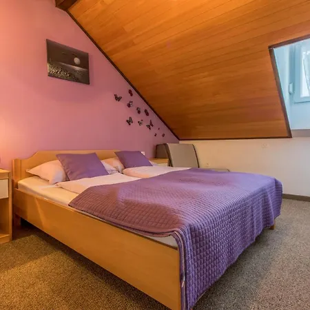 Marijana Lejlighed *