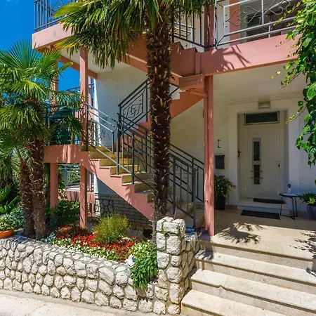 Apartments Marijana * تْسْغيكفانِتْسا
